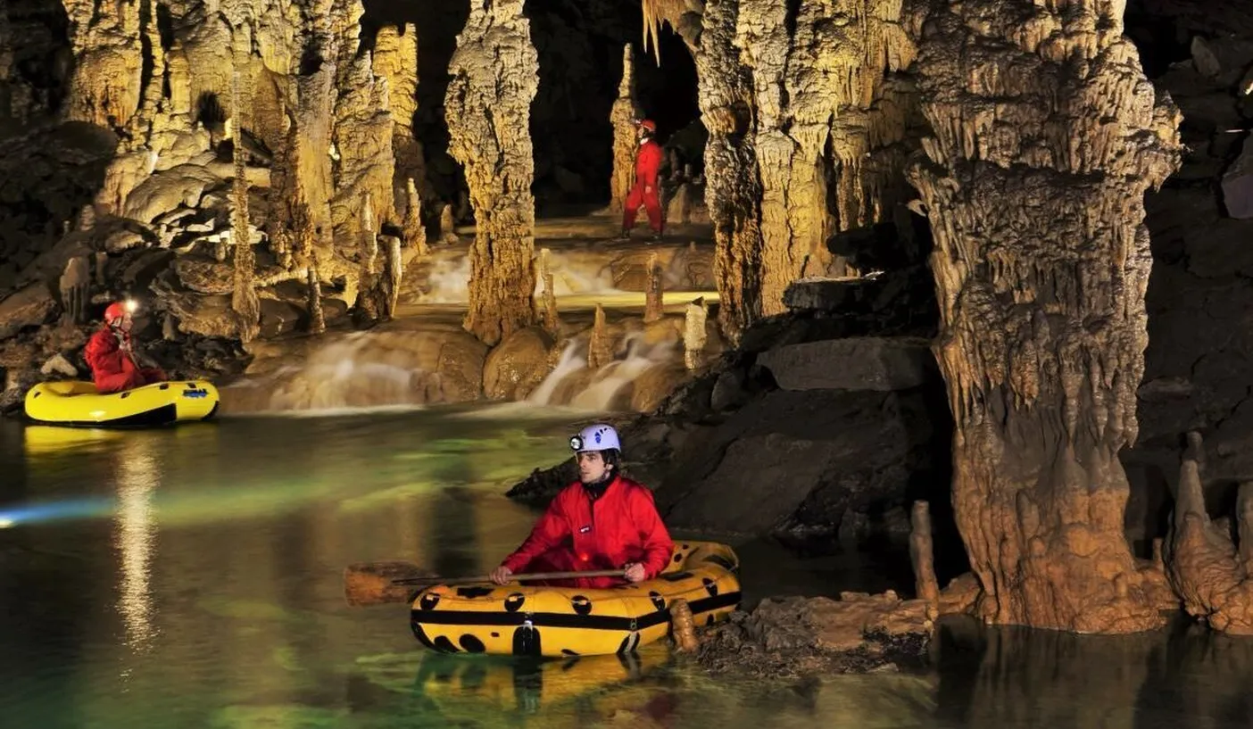 Križna jama stalagmites